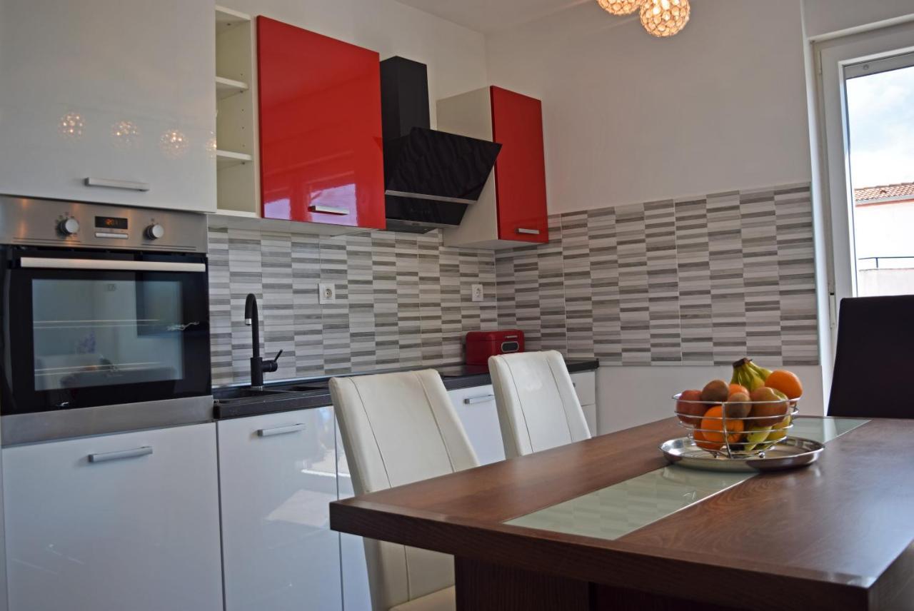 Apartment Summer Breeze Pula Ngoại thất bức ảnh